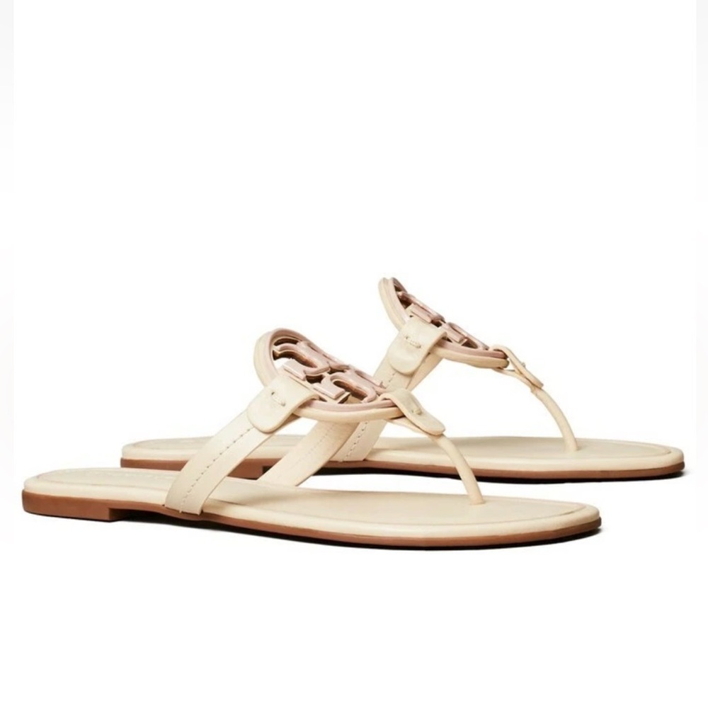Tory Burch Metal Miller
Leather Sandal Cream Shell Pink
US 10 preowned
